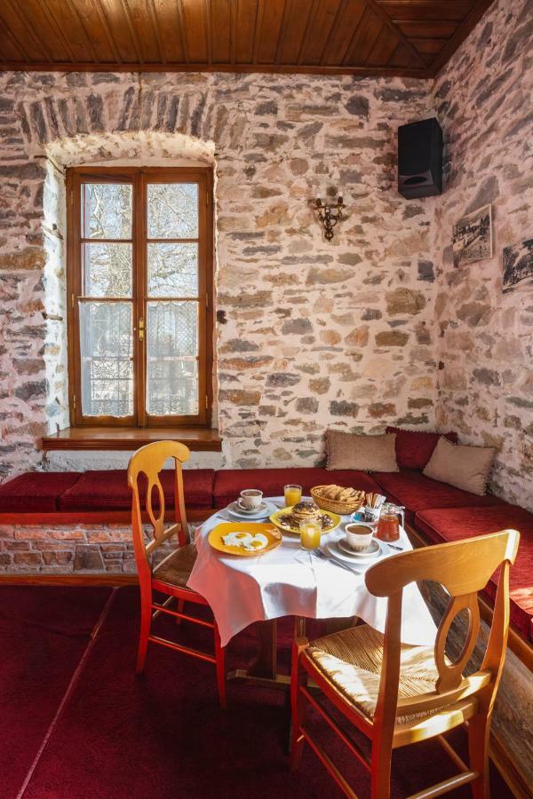 Hotel Archontiko Montana à Vizitsa Extérieur photo